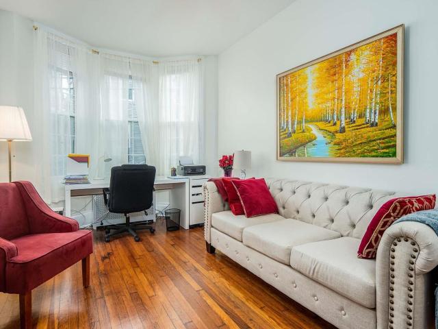 210 36th St Unit #1L, Union City, US, NJ