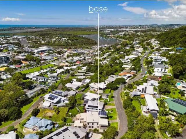 2/10 Charles Street, Tweed Heads Townhouse for rent Listed by.