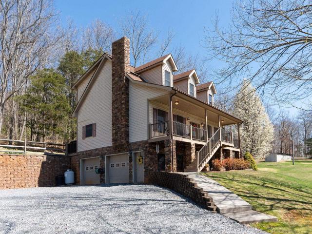 210 anderson farm rd