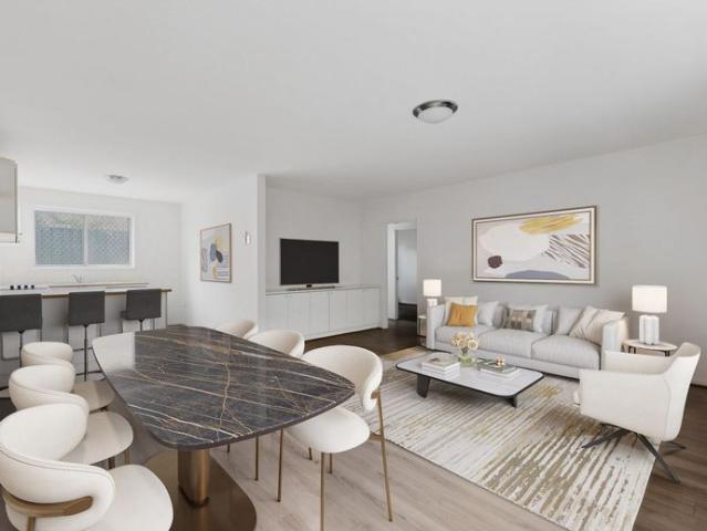 2/10 Braemar Street Essendon