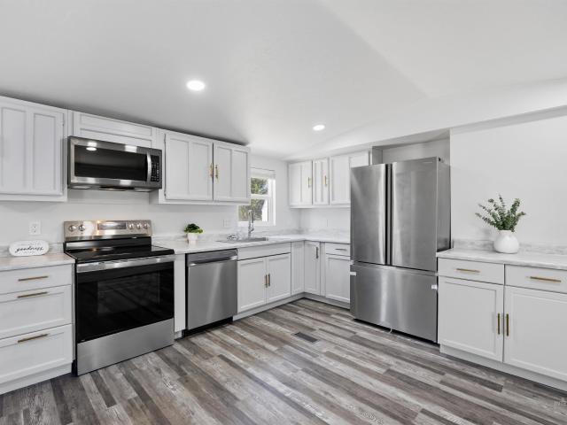210 Dawn Dr