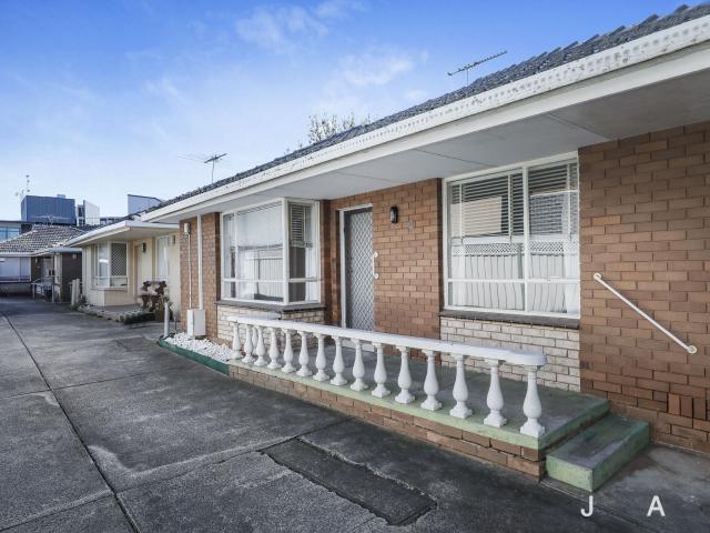 2/10 Kingsville Street, Kingsville | Jas Stephens