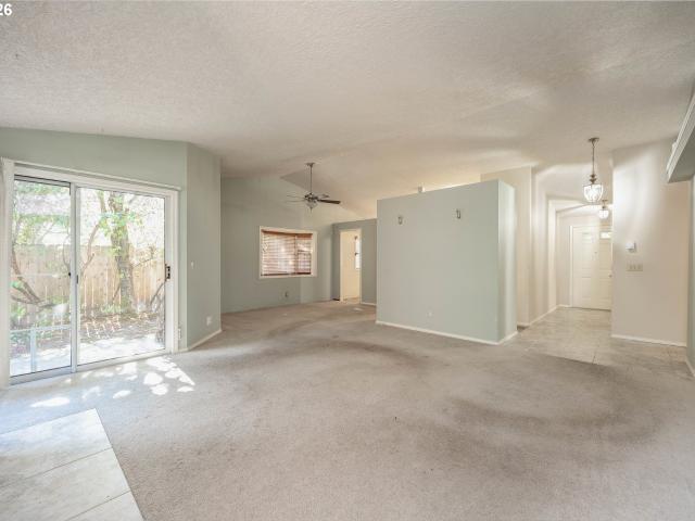 210 nw 111th loop