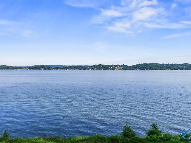 210 Signal Point Drive