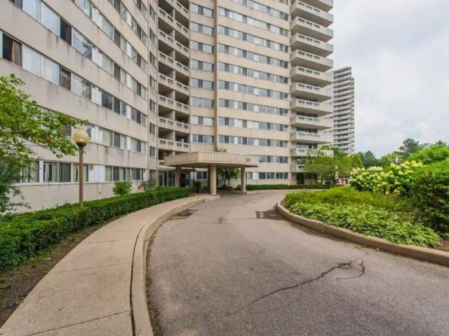 210 Steeles Avenue West — Spacious 2 Bedroom in Central Brampton