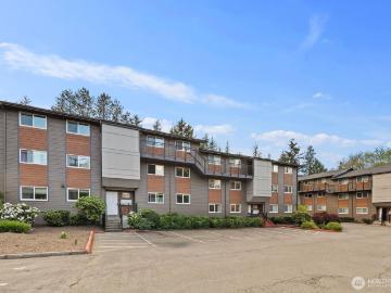 210 SW Clark St, Unit A103, Issaquah, WA 98027 | MLS #2512