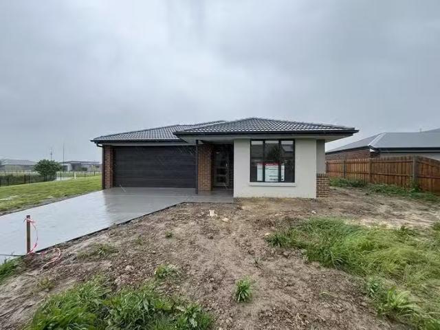 2/10 Swinburne Crescent, Traralgon, VIC 3844