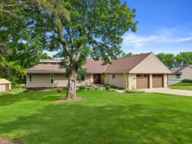 210 Prairie View Dr