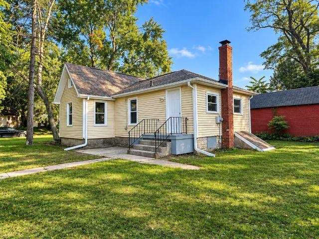 210 Ridgeland Avenue