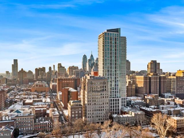 210 W Washington Square # 6SW