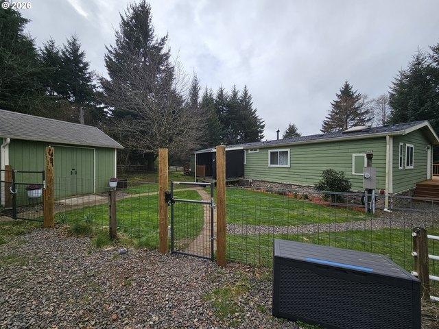 210 Webster Ln, Woodland, WA 98674