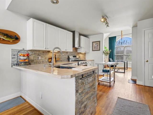210 Wrights Mill