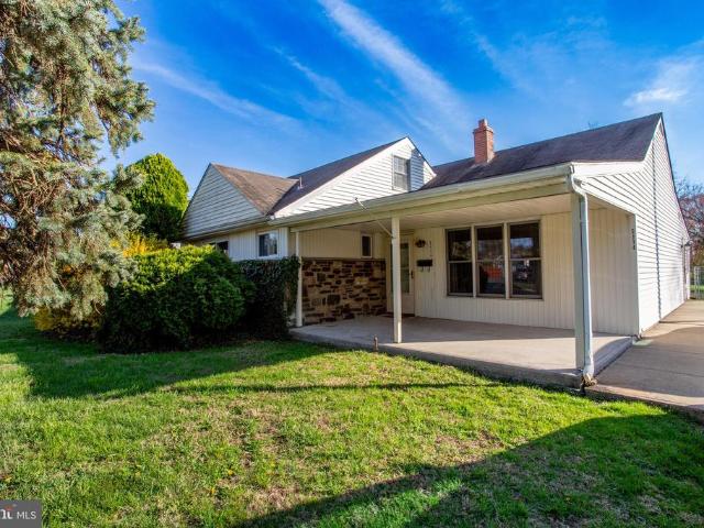 2114 Chestnut