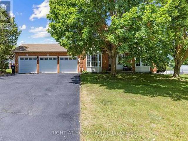 2114 Hughes Drive, Innisfil, ON, L0L 1R0 house for sale | Listing ID N13701 | Royal LePage