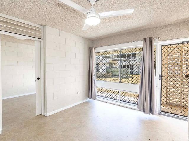 2/115 Mooney St, Gulliver