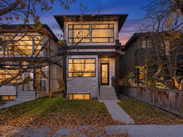 2115 Bowness Road Nw, Calgary, AB, T2N 3L2 house for sale | Listing ID A2354 | Royal LePage