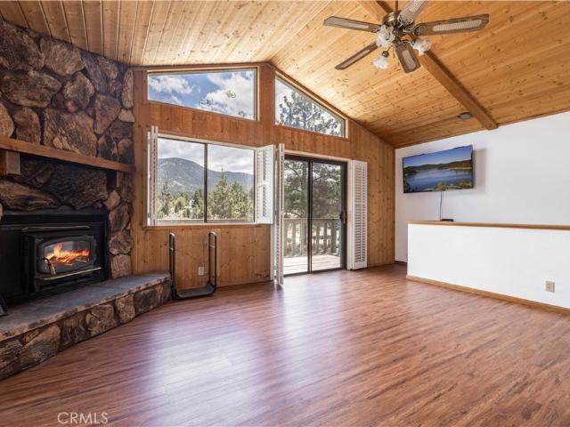 2115 State Lane