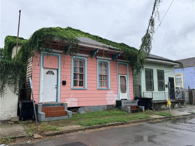 2115 Urquhart Street
