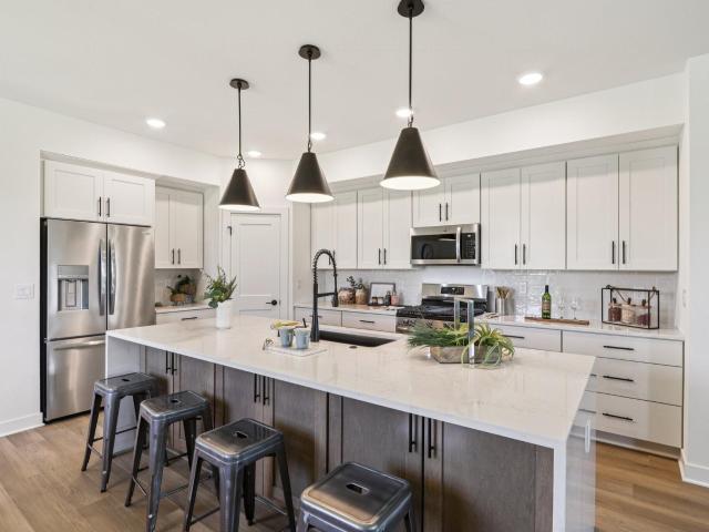 2116 Bluestem Dr, Unit 1402