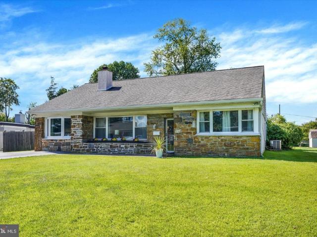 2116 Boxwood Drive