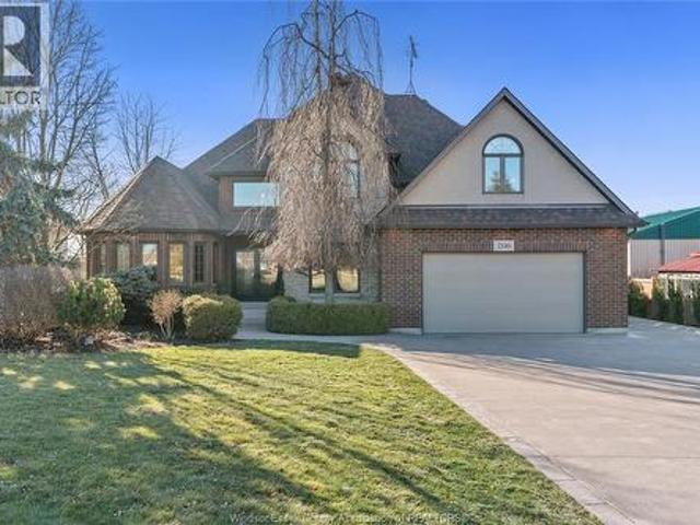 2116 Front Road, Amherstburg, ON, N9V 3R3 house for sale | Listing ID 26016 | Royal LePage