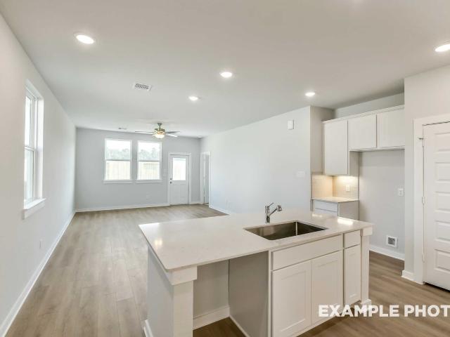 2116 S Canopy Crossing Circle