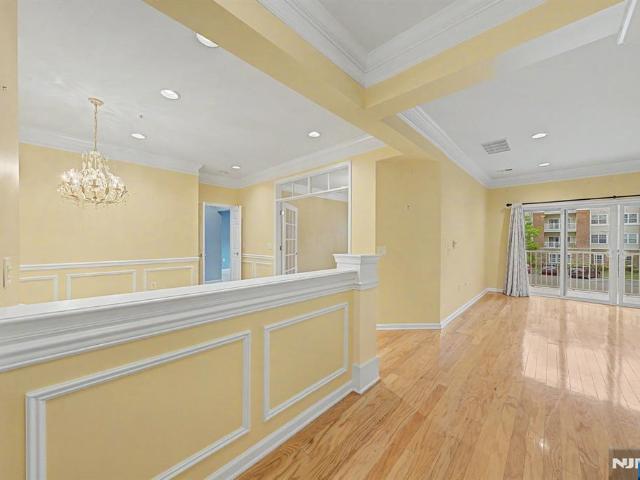 2116 Warrens Way