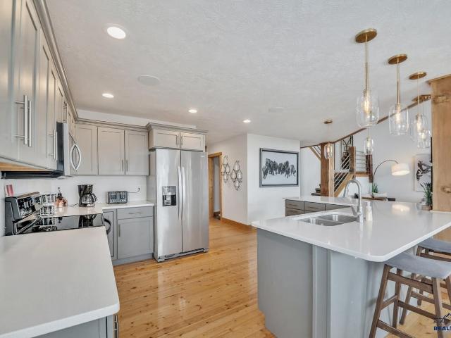 21174 Stewart Slope Rd, Lead, SD