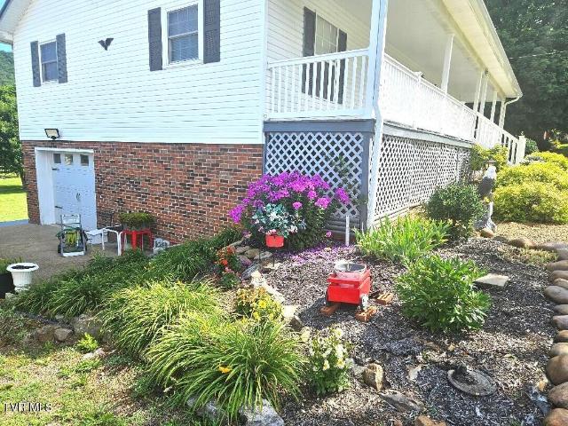 2117 Brown Drive