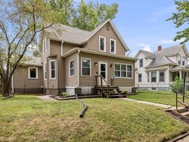 2117 Claussen Street