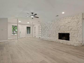 2117 Franklin Drive