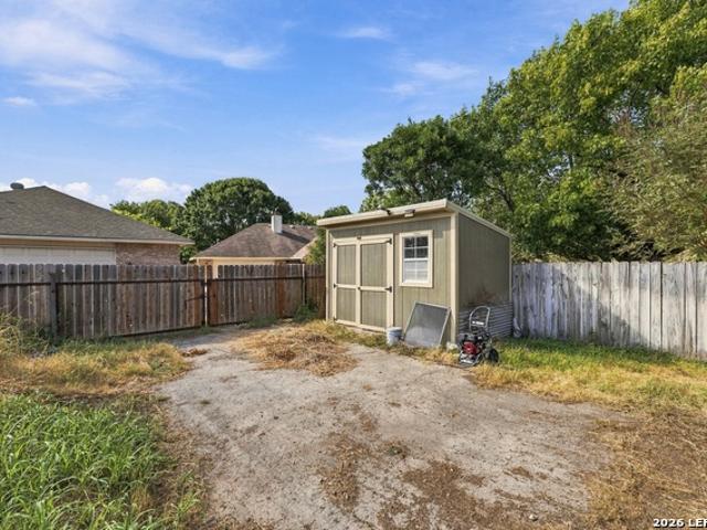 2117 Hackberry Dr