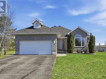 2117 Lemery Street, Clarence Rockland, ON, K0A 1E0 house for sale | Listing ID X13460 | Royal LePage