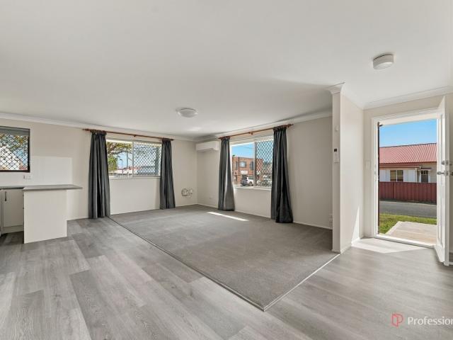 2/117 Taylor StreetArmidale NSW 2350, Australia