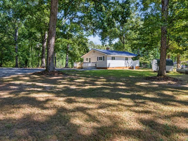 2119 Irvin Circle