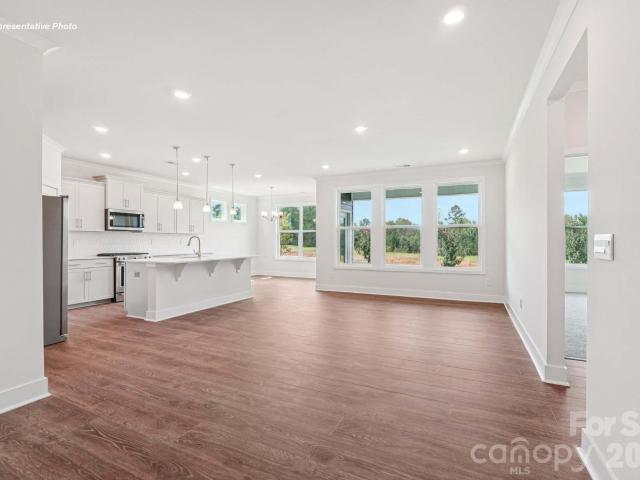 2119 Skyhawk Drive