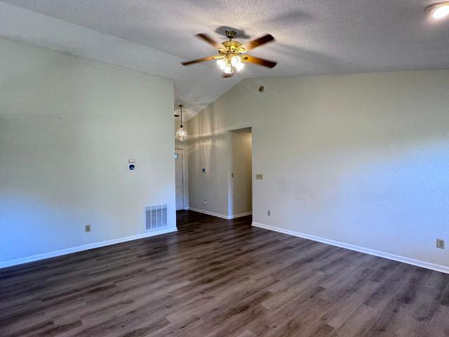 2119 W Van Arsdall Court