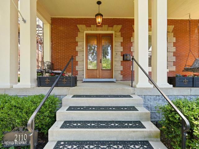 2110 Bonnycastle Ave