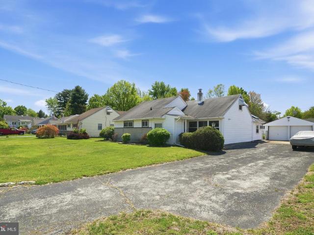 2110 Chestnut