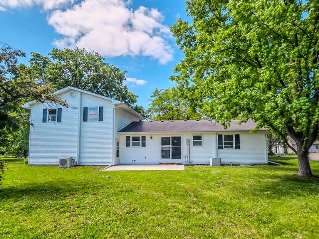 2110 Crestline Drive