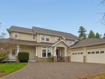 2110 Indian Fort Drive, Surrey, BC, V4A 3L8 house for sale | Listing ID R3095 | Royal LePage
