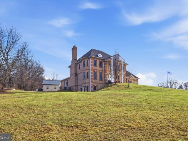21111 Greenbrier Rd, Boonsboro, MD 21713 | MLS #MDWA2034