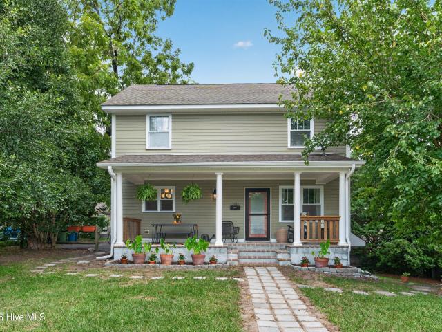 2111 Creecy Avenue