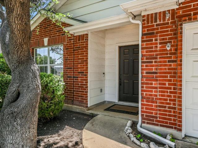 2111 Kimra Ln
