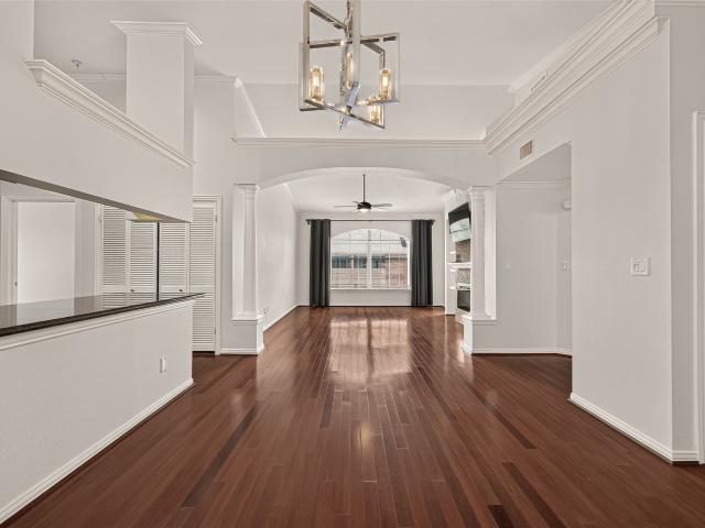 2111 Welch Street B306