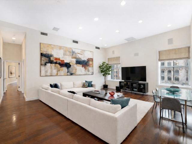 2112 Broadway, New York, NY