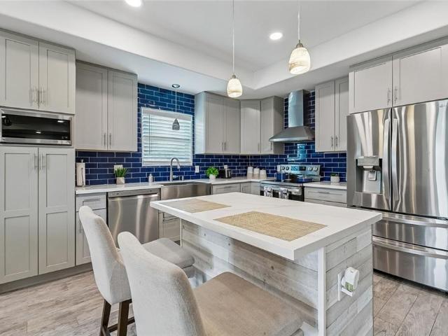 2112 Fernando Court