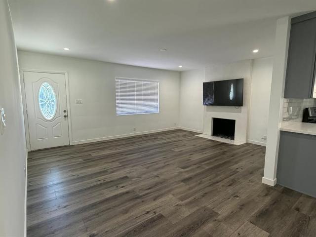 2112 Harrison Drive
