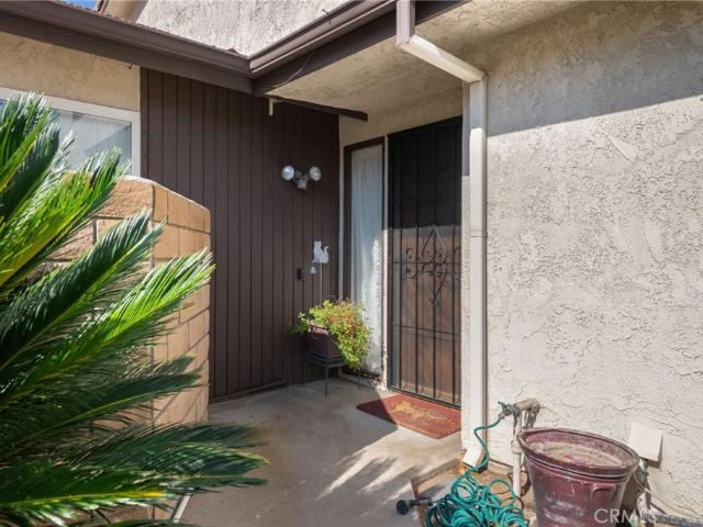 2112 Hawthorne Court