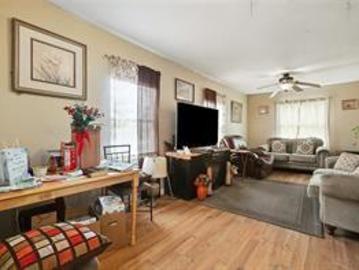 2112 Liccardi Lane